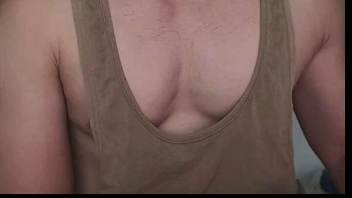 Em bé ức gà (@duyneh28.7)  TikTok LIVE 31.10.26 17h