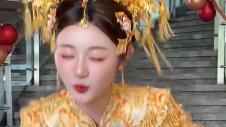 Golden Chinese Bridal Look ✨👰 #chinesedrama #shorts
