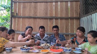 Mỗi Khi Đầu Mùa Mưa Mẹ Tôi Thường Làm  Món Này Cho Cả Gia Đình Cùng Thưởng Thức | TKQ & Family T987
