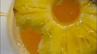 Siapa yang mengerti rasa yang terus teringat ini