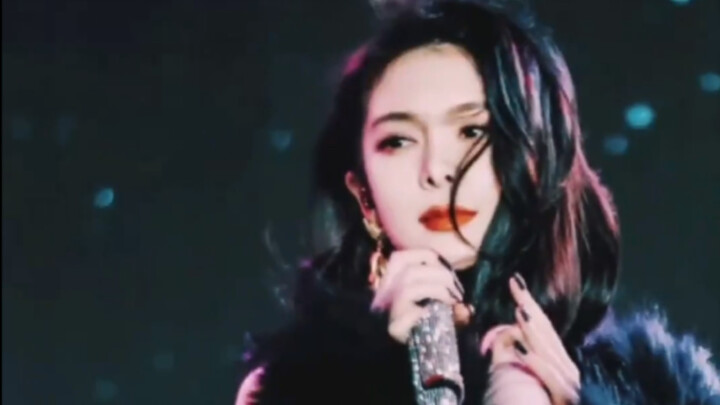 【Fu Jing】Wow! How come I never noticed she’s this stunning… She’s the epitome of earthly beauty! I t