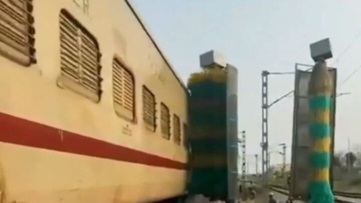 INDIAN RAILWAY COACH WASHING YARD