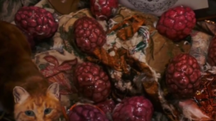 The Qi Yuan Beast reproduces asexually and specifically devours humans.