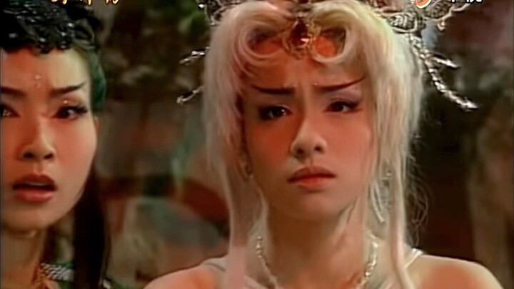 Now this is what you call “beauty in both light and bold makeup”! Her looks never repeat—every singl