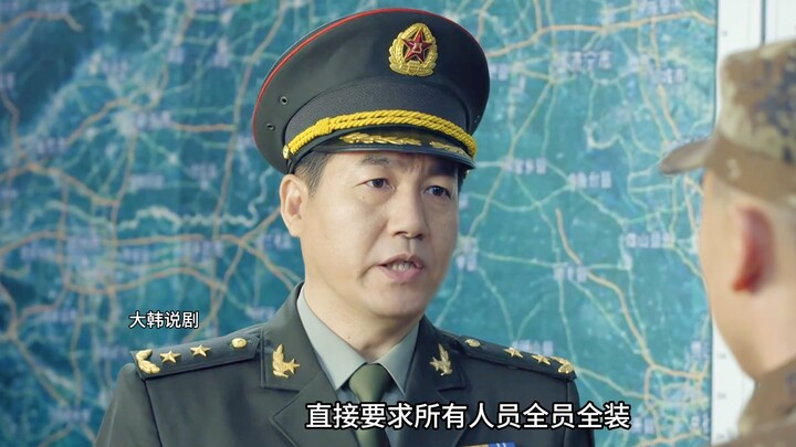 这个兵分不清领花和肩章，这下完了