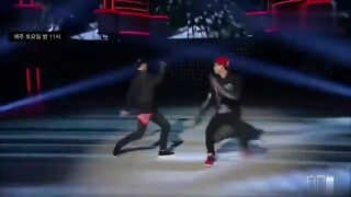 EXO: سقطت قبعة تشانغ ييشينغ فجأة، وقام كيم جونج إن بركلها بعيدًا بشكل طبيعي، إنه أمر مثير للغاية!