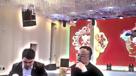 Makan di pesta adalah kebohonganmu