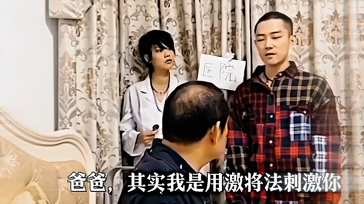 البرّ بالوالدين أولى الواجبات