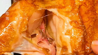 Have you ever eaten roast chicken that is so tender that it falls off the bone?