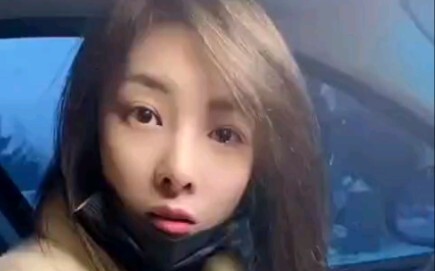 صرفت أكثر من 800 على الاستحمام، ثم طلبت من الأخت أن تدفع الحساب