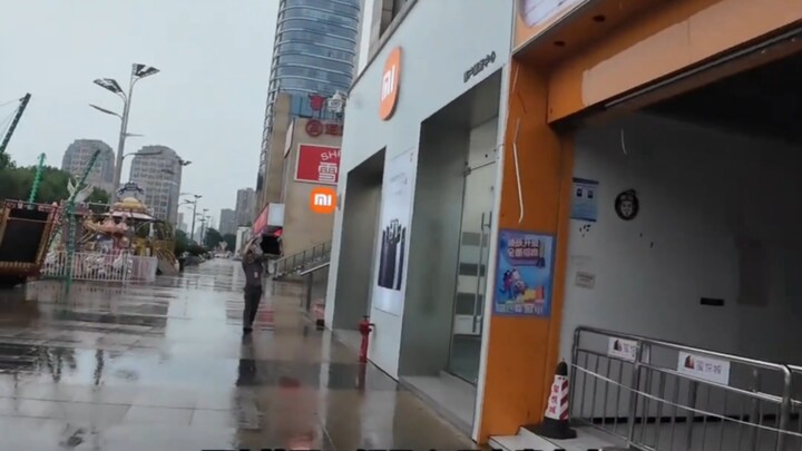 Would you get kicked out of a Xiaomi store if you spoke with a Xuanwu accent?