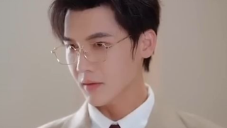 Aku menyamar jadi pria untuk bertinju demi uang, tapi CEO yang menonton jatuh cinta