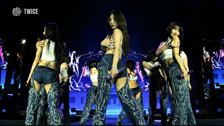 【4K60】TWICE - لا أستطيع إيقاف نفسي من Lollapalooza شيكاغو 2025