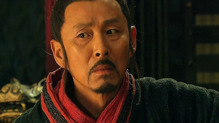 “Ta đây đang bị vây, sai hắn đến tiếp viện mà hắn chẳng tới, lại còn đòi ta phong cho Tề giả vương!”