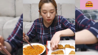 Mukbang mì cay và cánh gà #anngon