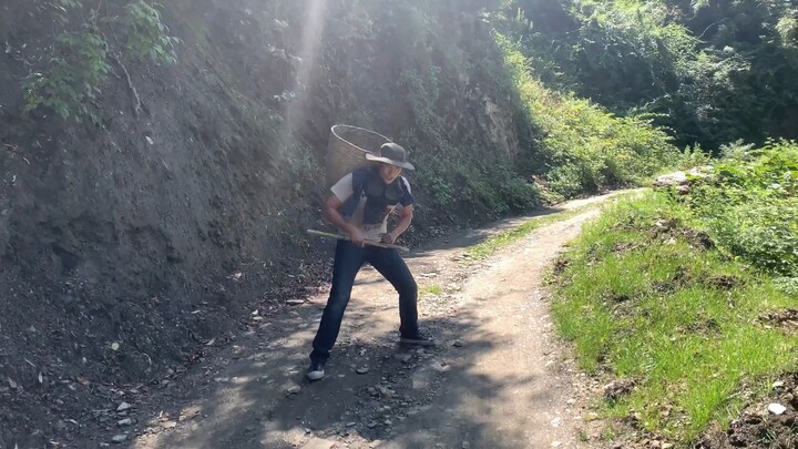 The utterly empty version is truly empty—here he comes!