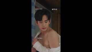 No longer married, but cares just as much #KimSoohyun #KimJiwon #QueenOfTears #Netflix