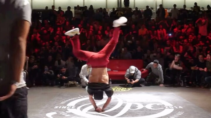 This headspin is already unbeatable—world-class street dance level!