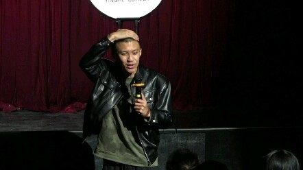 ความสำคัญของอารมณ์ขัน - ฟู่หาง โชว์ตลก独白