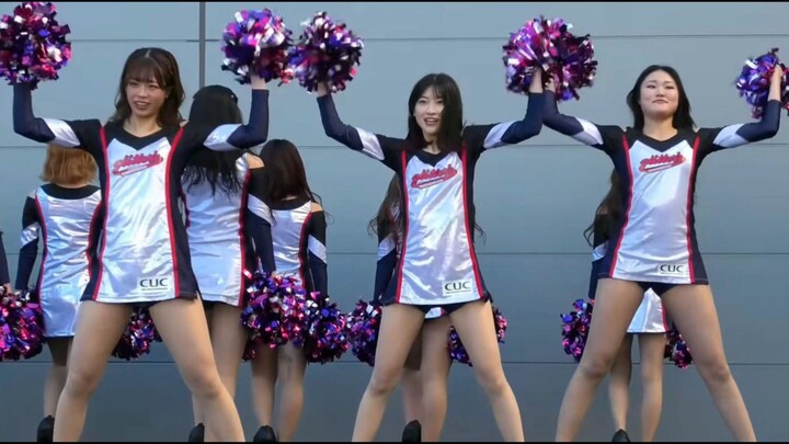 มหาวิทยาลัยญี่ปุ่นสำหรับผู้หญิง: ทีมเชียร์ลีดเดอร์หญิงของมหาวิทยาลัยญี่ปุ่น "ทีมเชียร์ลีดเดอร์ glitt