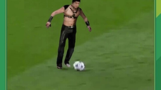 لحظة الفوز بالذهبية الأولمبية على طريقة VAN