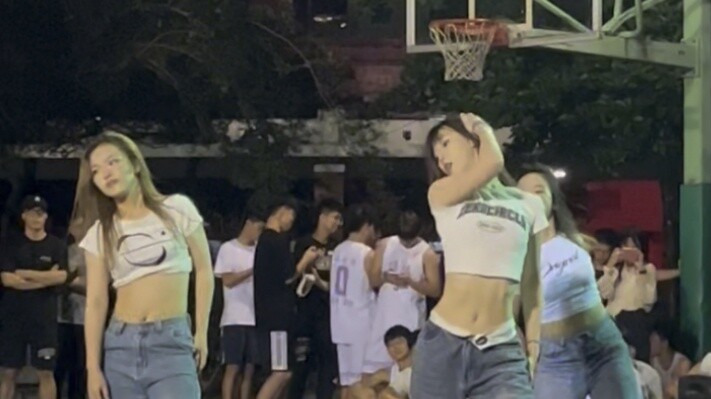 Look at the cover to recognize the dance! The basketball court and jeans are not too compatible [Hye