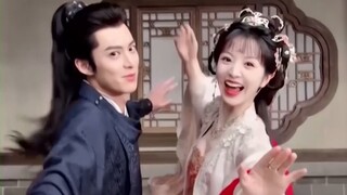 จำนวนการจอง "Da Feng Watcher" เกิน 1 ล้านคน Wang Hedi และ Tian Xiwei เต้นรำด้วยท่าทางมือ