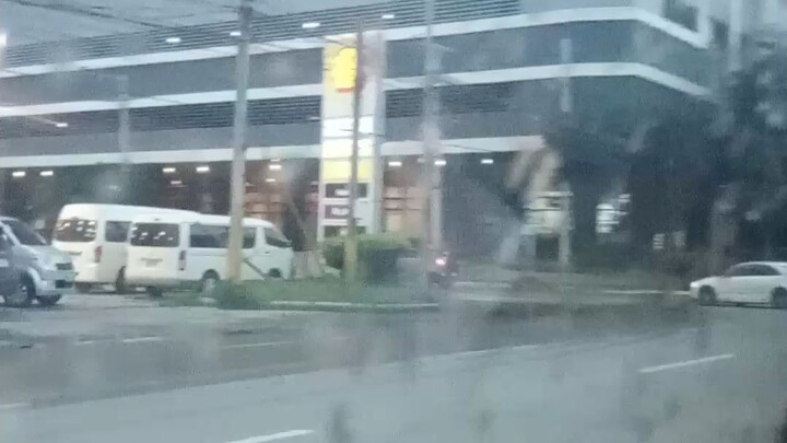 babalik pa kaya sya??