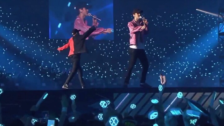 EXO Nightclub Dance Edition: Drop That – Keep on Dancing – Let Out the Beast – Run