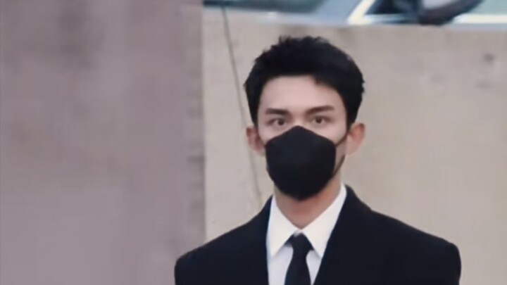 [Wu Lei] The boy who used to be a teenager has suddenly grown into a hunk (walking fans report!)