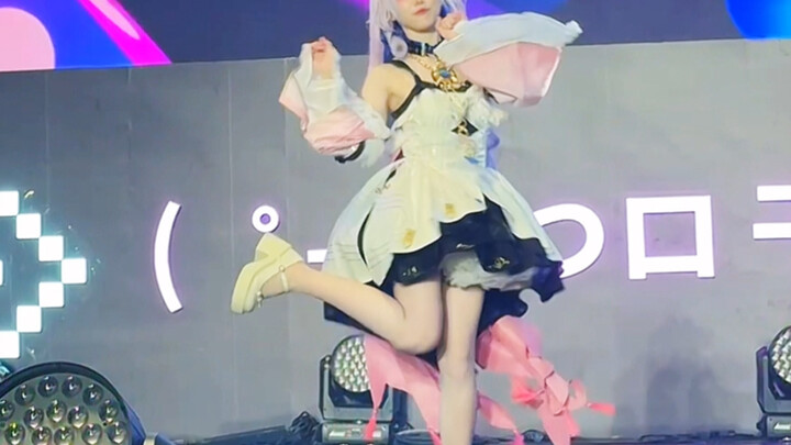 Danya cosplay rehearsal on the BW stage!