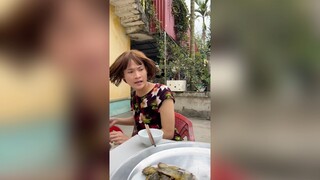 Lần đầu ăn nhà bạn