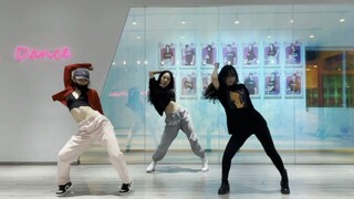 【HelloMiss】ท่าเต้นสุดออริจินัล "Mercy" ที่มีจังหวะที่สบายๆ