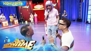 Jhong invites Richard to meet Vice Ganda | It’s Showtime