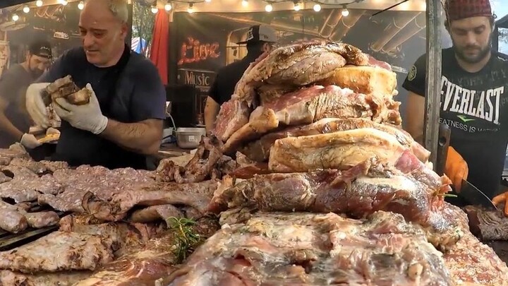 Italian Street Food Festival: A Mountain of Steaks, a Shocking Thing