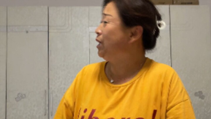 Kenapa rasanya dia sebenarnya nyindir orang lain pakai kucing? Endingnya benar-benar bikin merinding