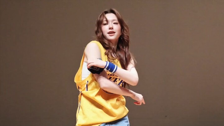 The boy group Ver4K fan photo that received great response! FIFTY FIFTY CHANELLE MOON Pookie (boy gr