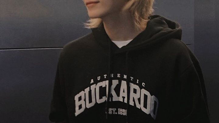 JEONGHAN 💙