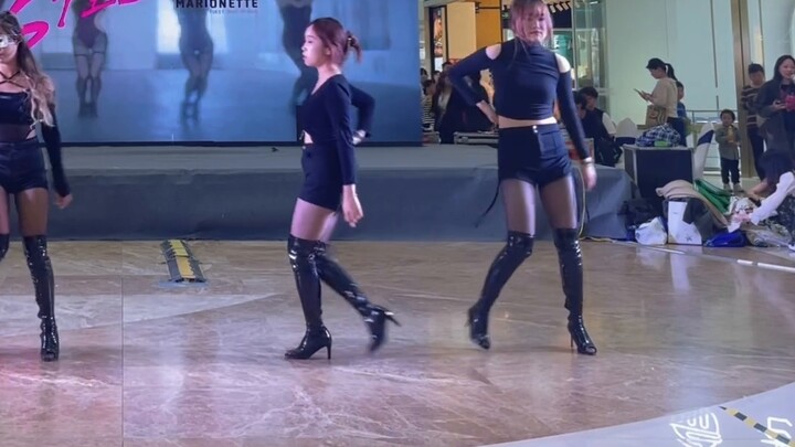 โรดโชว์หุ่นกระบอก!