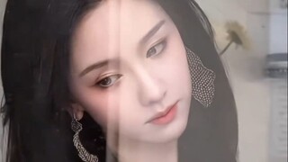 陈都灵拍戏时每天看恶评警醒自己