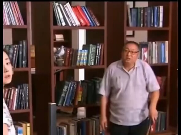 Siapa yang menjadi keistimewaan bagi siapa?