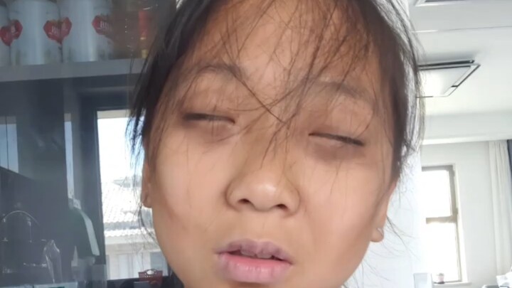 Three-Minute Hell Meme Compilation: Legendary Female Miner Strikes Bedrock!