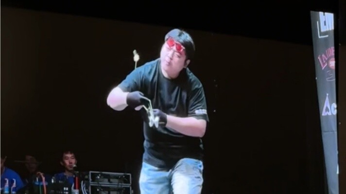 Ai hiểu được gia đình tôi? Anh ấy thực sự đã đưa ikun lên sân khấu thế giới. Anh ấy thực sự đã làm t