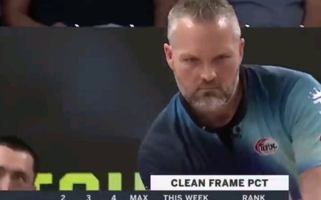 الحالات المتعادلة الكلاسيكية في مباريات البولينغ، الأولى لم يتمكن أحد من كسرها حتى الآن / PBA / بطول