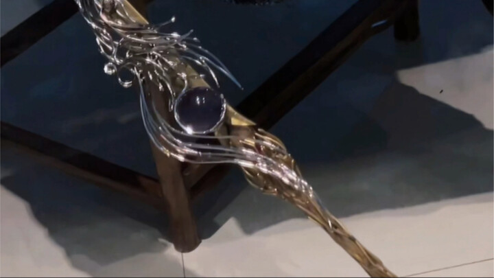 Someone asked: Can Zhan Niang draw a sword from her staff? Up close, she’s a swordsman; at range, a 