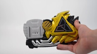 Stiker ukiran tulang dalam negeri seharga 30 yuan yang dijual Bandai kepada saya seharga 400 yuan?