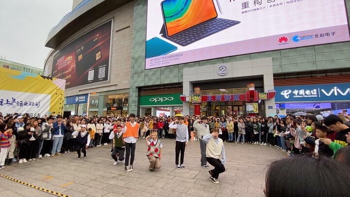 【饭拍：福州第一次随唱谁跳】饭拍版九人男once激情演绎Twice各首主打歌曲饭拍版