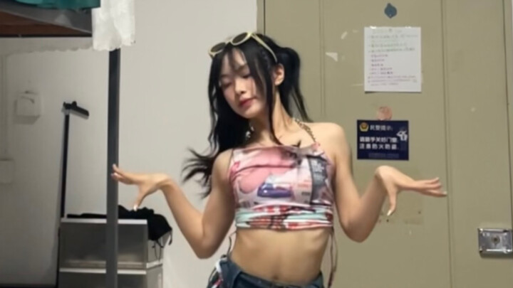 肌肉版美式甜心宿舍大跳Queencard- GIDLE！（副歌and结尾）