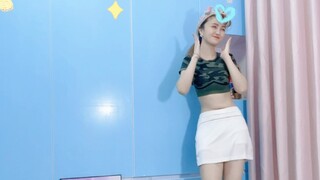 Dance and be the cutest girl