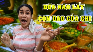 DIVA Cát Thy bán bánh tráng trộn bức xúc vì bị mất trộm đồ liên tục